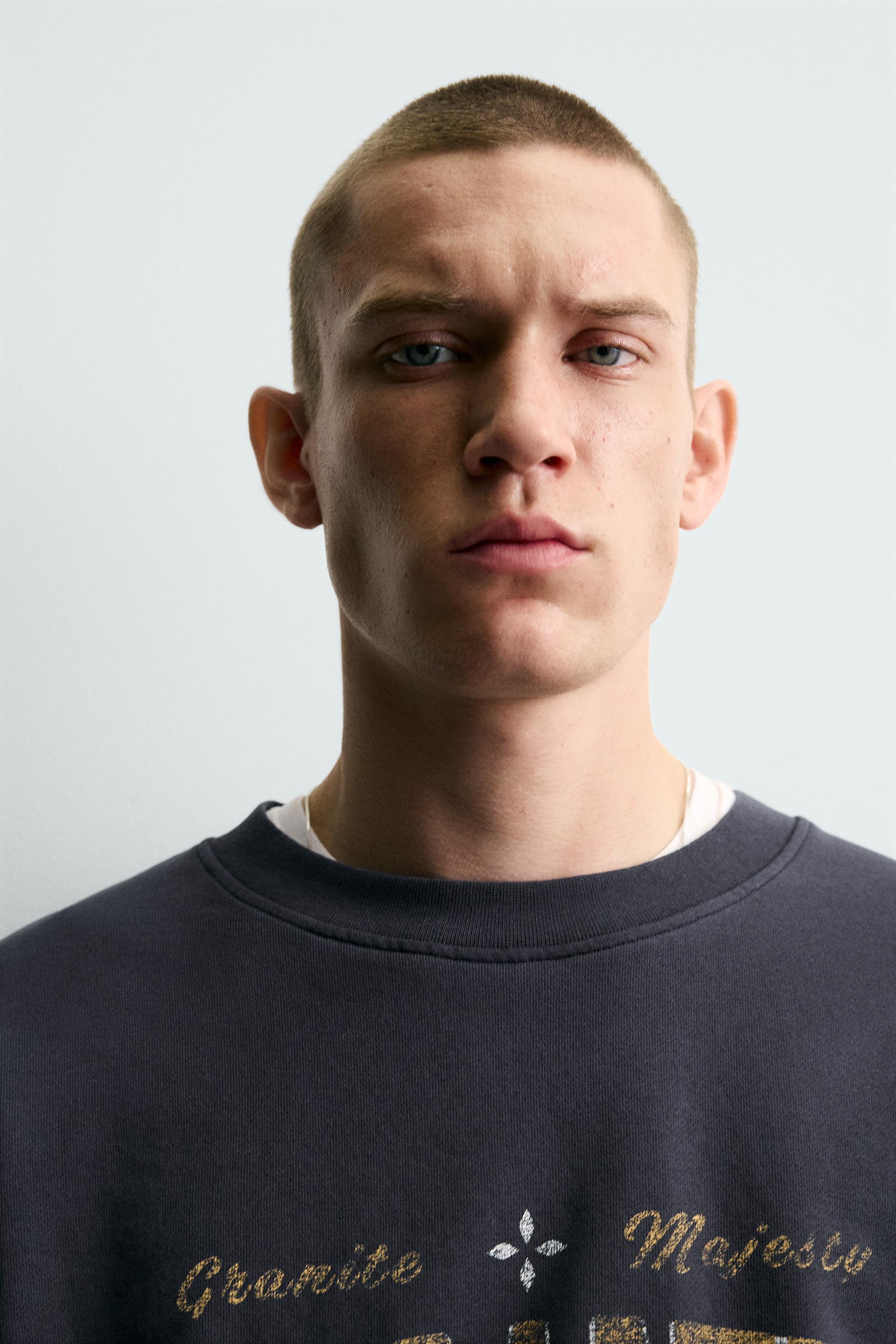 SWEAT DÉLAVÉ À INSCRIPTION IMPRIMÉE